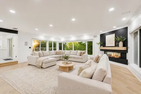 47 Ridge Point Drive St. Catharines ON L2T 2S8