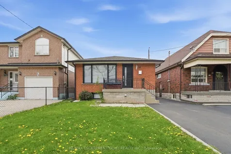 18 Ferrie Street W Hamilton ON L8L 1C5
