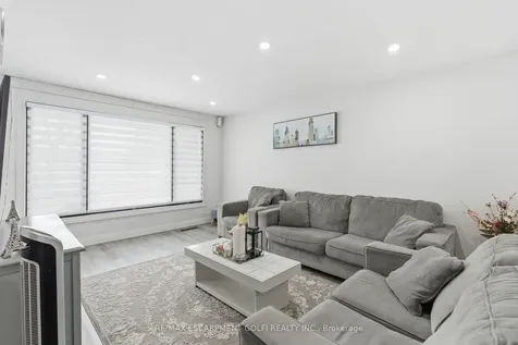 18 Ferrie Street W Hamilton ON L8L 1C5