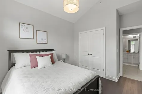 30 Blossom Common St. Catharines ON L2M 0B3