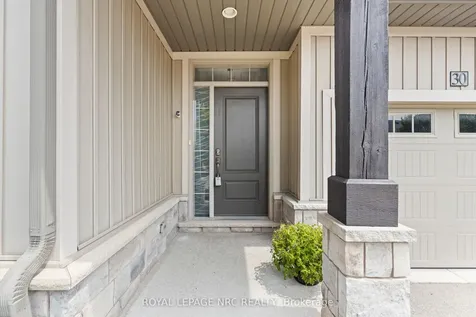 30 Blossom Common St. Catharines ON L2M 0B3