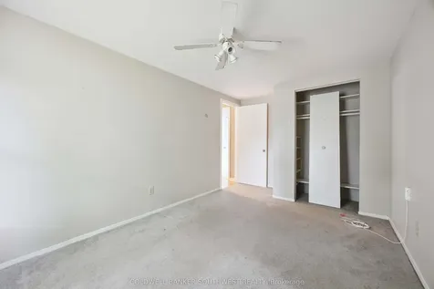1060 Camelot Crescent Sarnia ON N7S 3L3