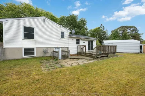 1060 Camelot Crescent Sarnia ON N7S 3L3