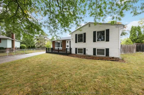 1060 Camelot Crescent Sarnia ON N7S 3L3