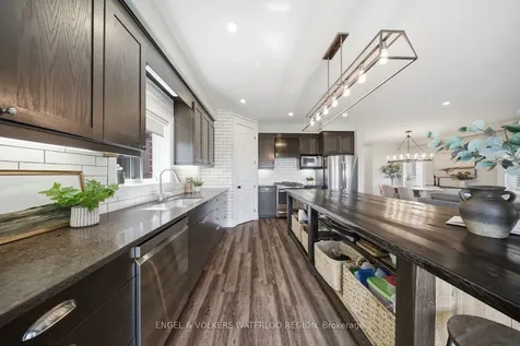 260 Dewdrop Crescent Waterloo ON N2V 0A9