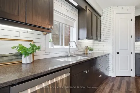 260 Dewdrop Crescent Waterloo ON N2V 0A9