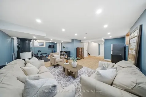 260 Dewdrop Crescent Waterloo ON N2V 0A9
