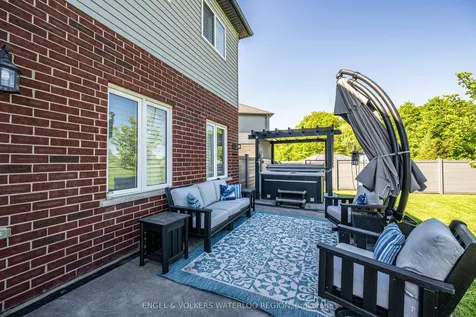 260 Dewdrop Crescent Waterloo ON N2V 0A9