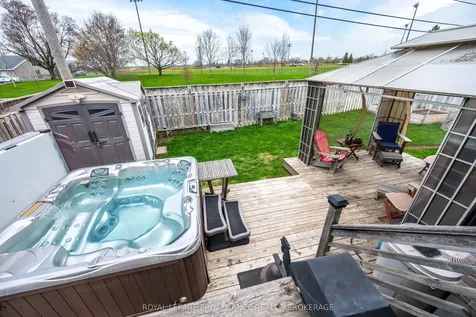 1048 Palmerston Crescent Kingston ON K7P 2P5