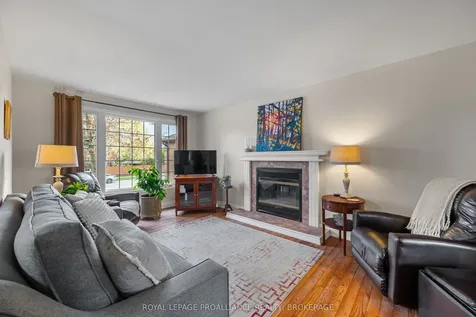 1048 Palmerston Crescent Kingston ON K7P 2P5