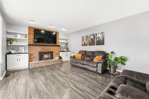 2285 Lynhaven Road Peterborough ON K9K 1V5