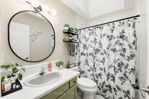 2285 Lynhaven Road Peterborough ON K9K 1V5