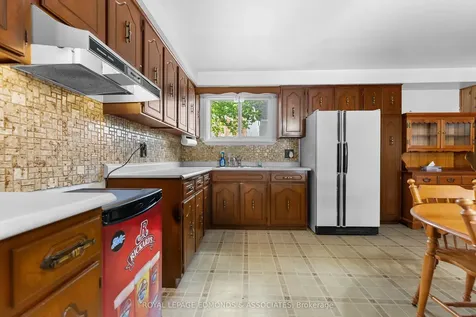 736 Pembroke Street W Pembroke ON K8A 5P6