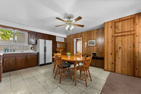 736 Pembroke Street W Pembroke ON K8A 5P6
