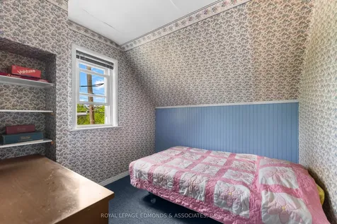 736 Pembroke Street W Pembroke ON K8A 5P6