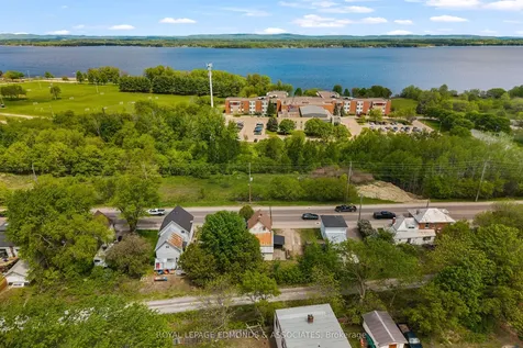 736 Pembroke Street W Pembroke ON K8A 5P6