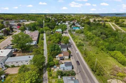 736 Pembroke Street W Pembroke ON K8A 5P6
