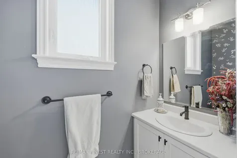 253 Mill Pond Place Kingston ON K7M 0C9