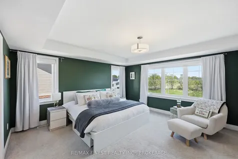 253 Mill Pond Place Kingston ON K7M 0C9