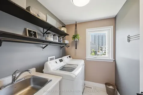 253 Mill Pond Place Kingston ON K7M 0C9