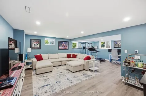 253 Mill Pond Place Kingston ON K7M 0C9