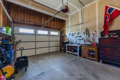 253 Mill Pond Place Kingston ON K7M 0C9