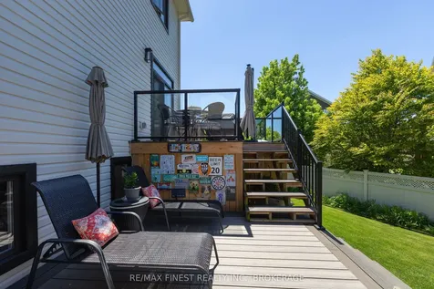 253 Mill Pond Place Kingston ON K7M 0C9