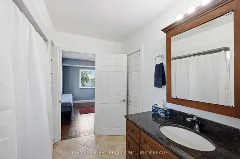 881 River Styx Lane Kingston ON K7L 4V3