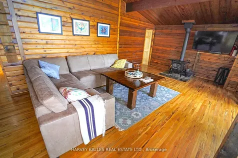83 Pinetree Road Gravenhurst ON P1P 1R2
