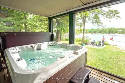 83 Pinetree Road Gravenhurst ON P1P 1R2