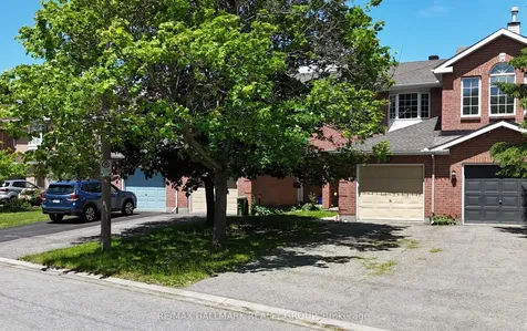 55 Cohen Avenue Kanata ON K2L 4E6