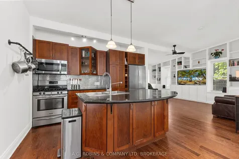 10585 Maplewood Drive Wainfleet ON L3K 5V4