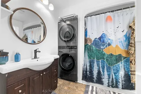 10585 Maplewood Drive Wainfleet ON L3K 5V4