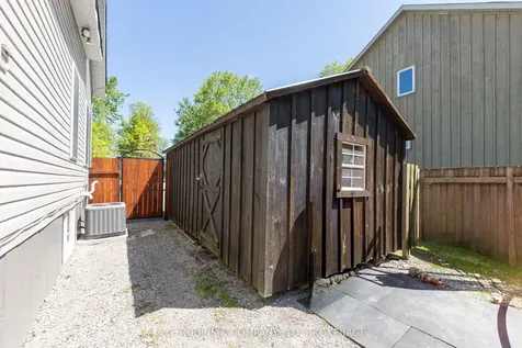 10585 Maplewood Drive Wainfleet ON L3K 5V4