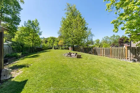 10585 Maplewood Drive Wainfleet ON L3K 5V4