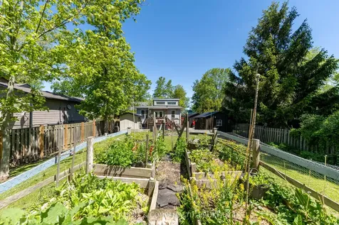 10585 Maplewood Drive Wainfleet ON L3K 5V4