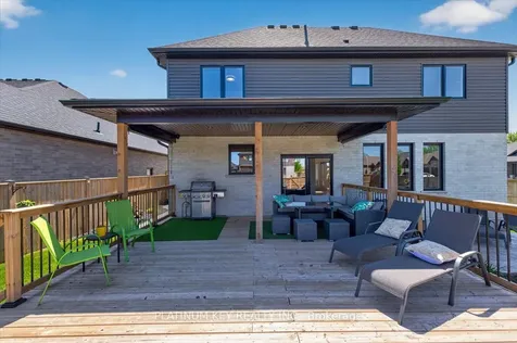 30 Statham Street Strathroy-caradoc ON N7G 0H2