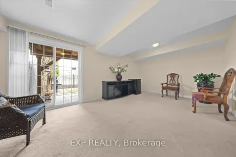 628 Pepperville Crescent Kanata ON K2M 0E8