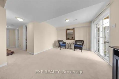 628 Pepperville Crescent Kanata ON K2M 0E8