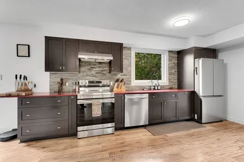 11 Douglas Avenue Kingston ON K7K 6B5