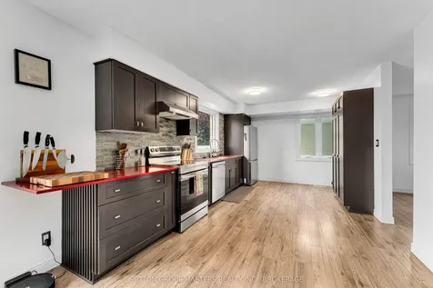 11 Douglas Avenue Kingston ON K7K 6B5
