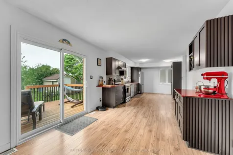 11 Douglas Avenue Kingston ON K7K 6B5
