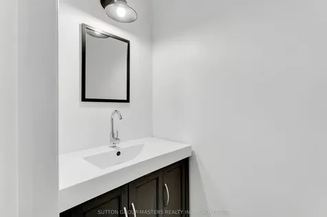 11 Douglas Avenue Kingston ON K7K 6B5