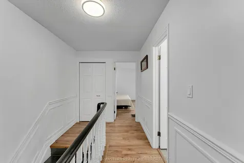 11 Douglas Avenue Kingston ON K7K 6B5