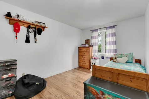 11 Douglas Avenue Kingston ON K7K 6B5