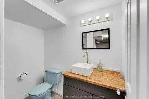 11 Douglas Avenue Kingston ON K7K 6B5