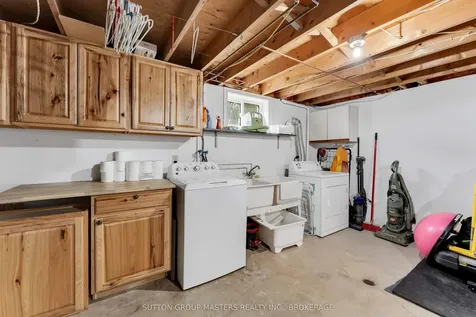 11 Douglas Avenue Kingston ON K7K 6B5