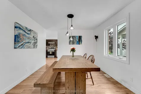 11 Douglas Avenue Kingston ON K7K 6B5