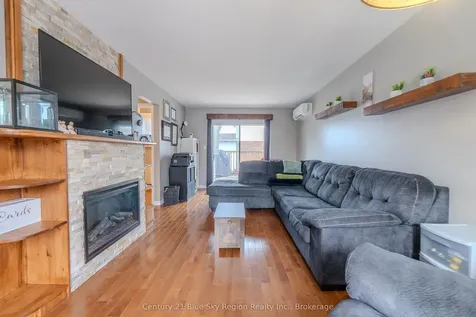 25 Rowe Avenue North Bay ON P1A 1W8