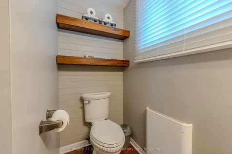 25 Rowe Avenue North Bay ON P1A 1W8